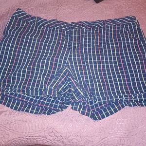 Plaid short